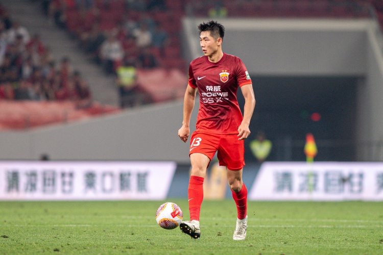 海港3-2铜梁龙，魏震主罚点球并指挥防线，29岁迎来成熟期