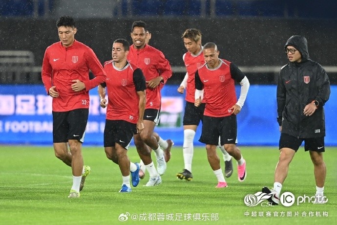 阿洛伊西宣布变阵迎战浙江,蒿俊闵加盟教练组 阿洛伊西宣布变阵迎战浙江,蒿俊闵加盟教练组