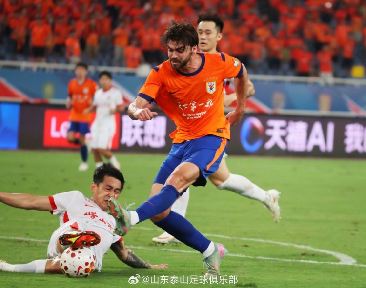 3-1,山东泰山主场赢下齐鲁德比 3-1,山东泰山主场赢下齐鲁德比