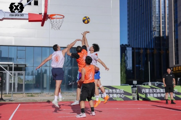 FIBA Open 3×3东胜分站战罢 黑色闪电与海底小纵队夺冠 FIBA Open 3×3东胜分站战罢 黑色闪电与海底小纵队夺冠