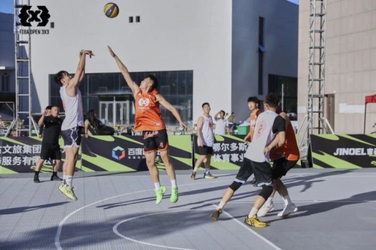 FIBA Open 3×3东胜分站战罢 黑色闪电与海底小纵队夺冠 FIBA Open 3×3东胜分站战罢 黑色闪电与海底小纵队夺冠