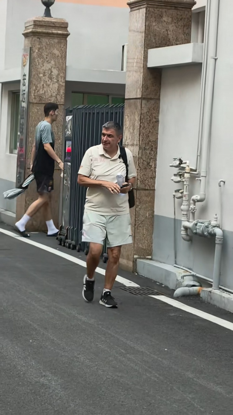福建内线刘李试训广东宏远 租借或交易未定