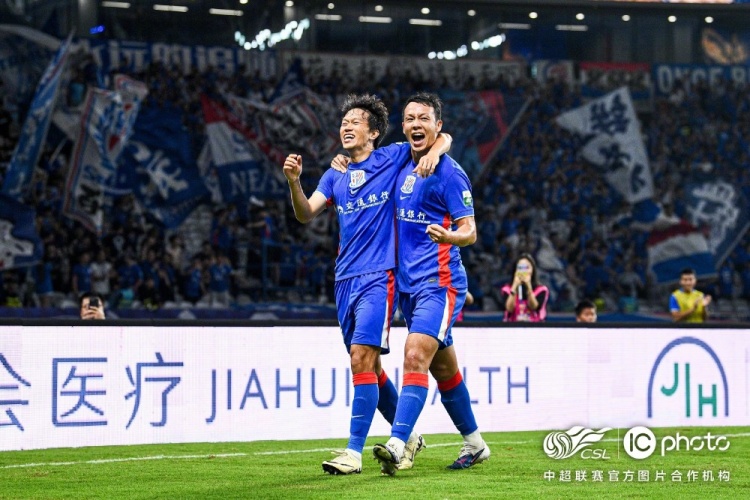申花4-1逆转河南,高天意百场传射建功 申花4-1逆转河南,高天意百场传射建功
