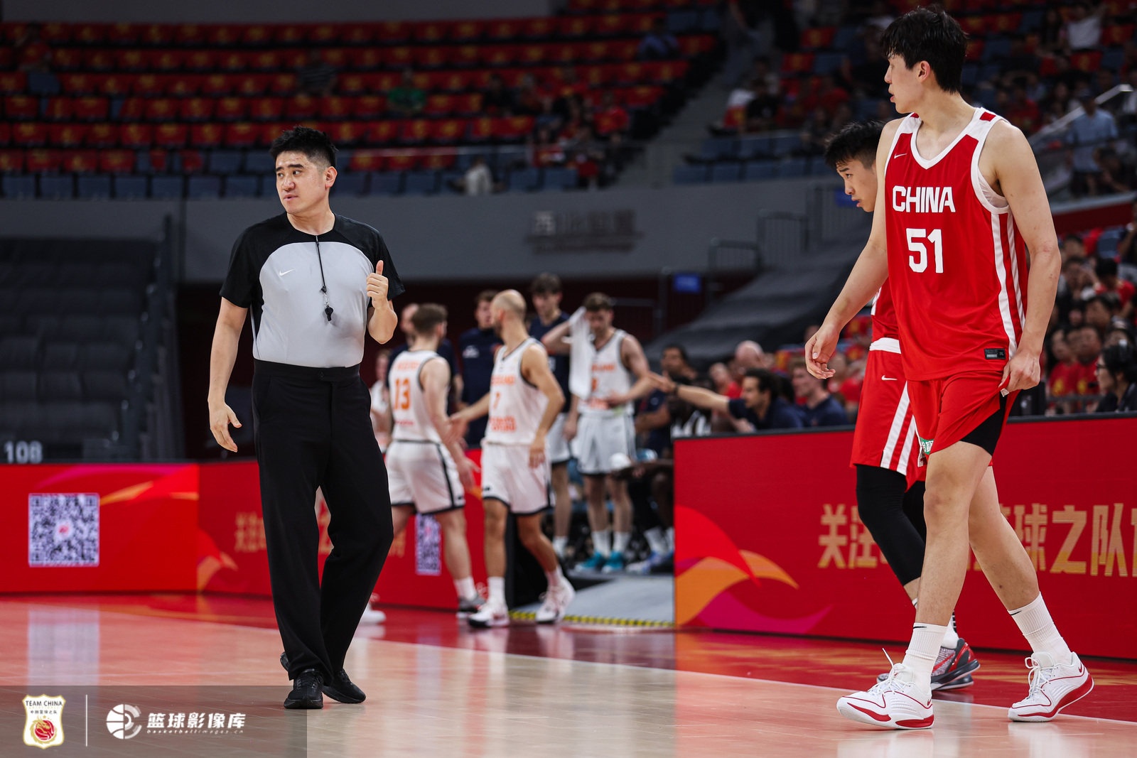 郭士强：杨瀚森归队首练，10天磨合定第四窗口期成败
