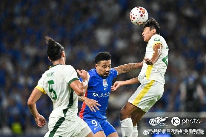 侯森多次救险 曹永竞张稀哲破门 北京国安客场3-0击败上海申花 侯森多次救险 曹永竞张稀哲破门 北京国安客场3-0击败上海申花
