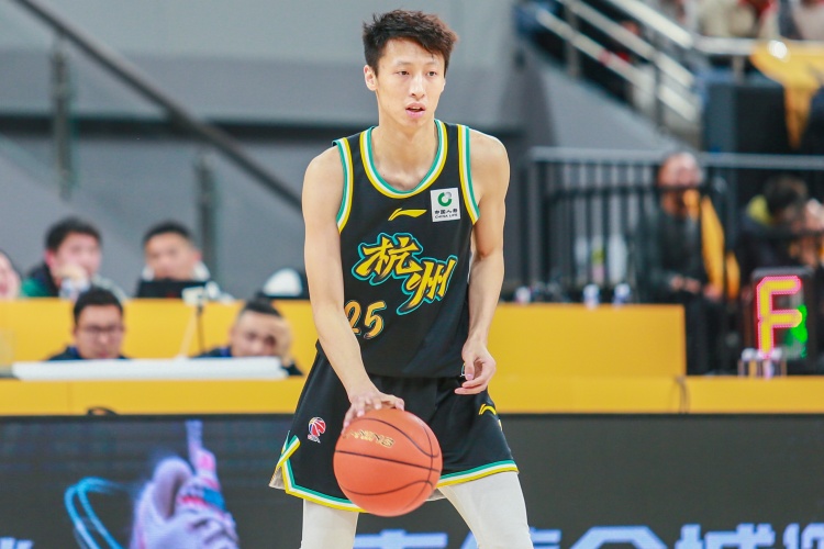 赵岩昊离队敲定 两年C类合同签约宁波