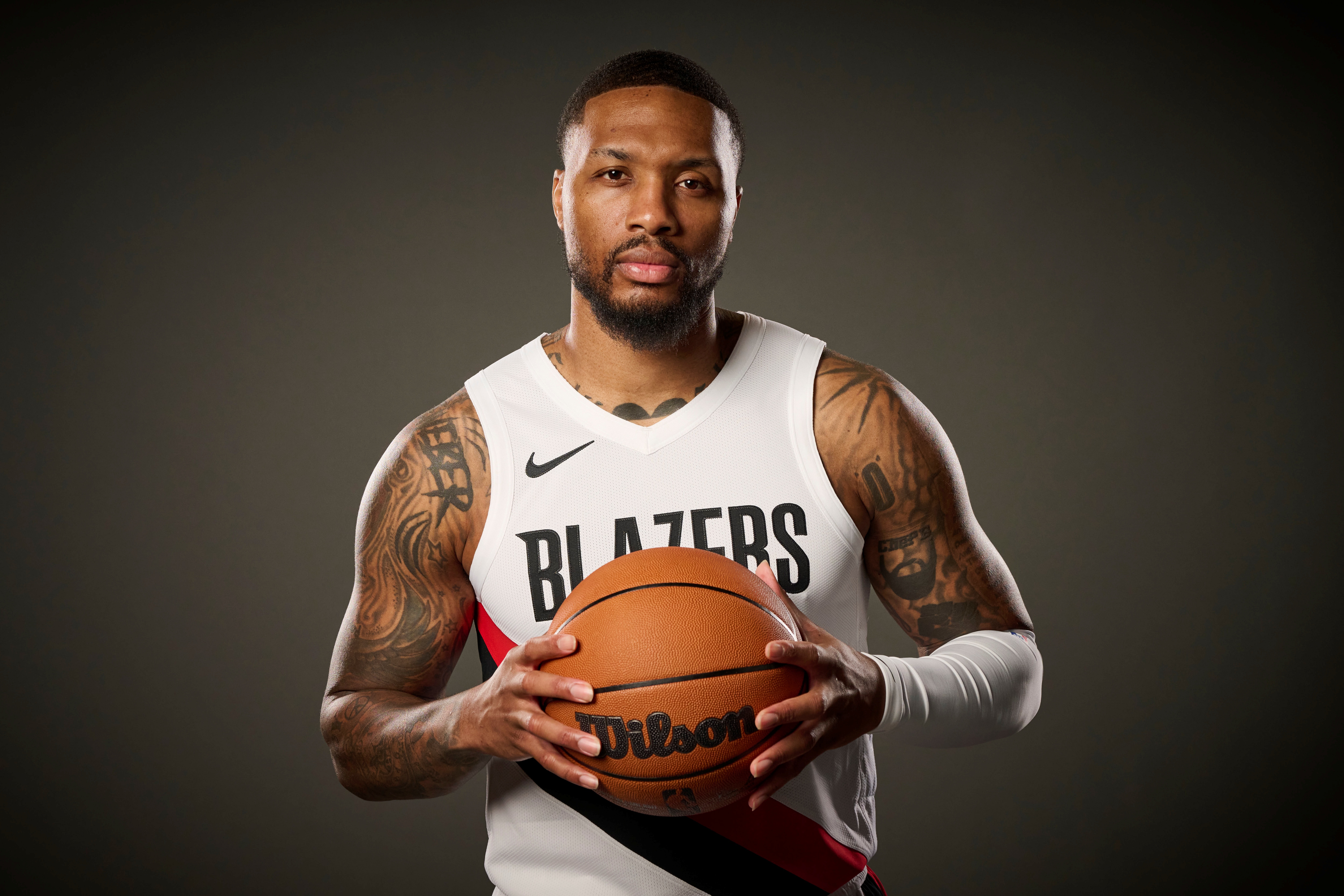 利拉德55分真实命中率96.8%居首 NBA季后赛单场评分Top10出炉