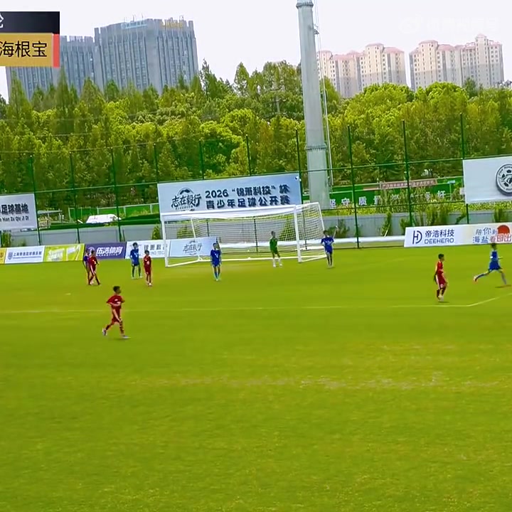 吕文君：那我们就培养一个崇明梅西吧