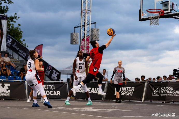 FIBA3x3波尔多站北京女篮14-21负美国止步八强