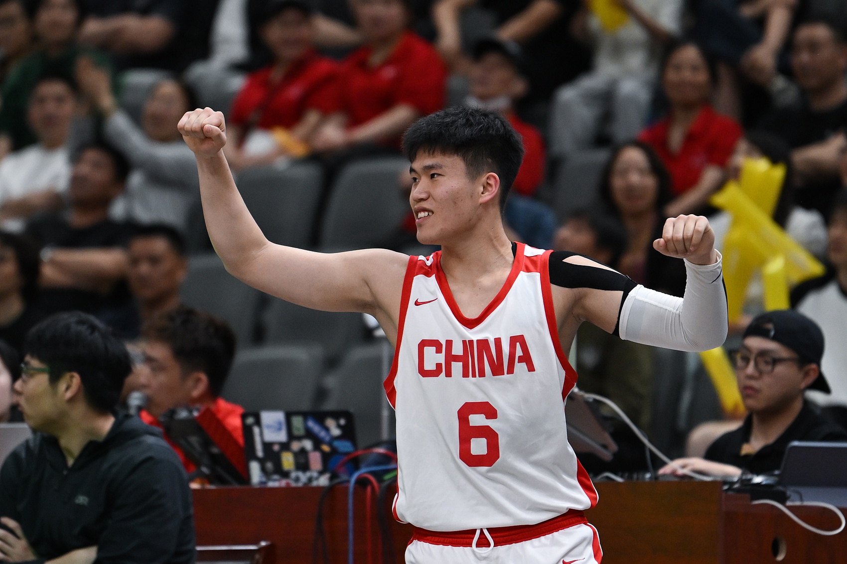 陈昱休替补6分钟11分 U18国青首节领先菲律宾13分