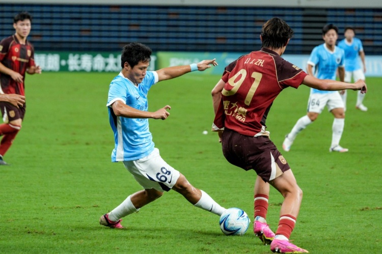 【战报】屡造险情难改比分，深圳新鹏城U20憾负陕西联合U20