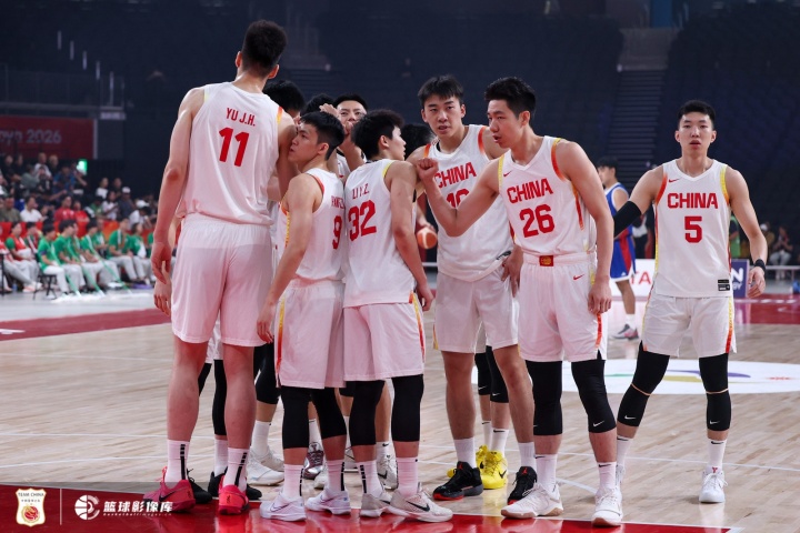 新华社:追光丨亚运会三连胜,中国男篮将迎更强“试金石” 新华社:追光丨亚运会三连胜,中国男篮将迎更强“试金石”