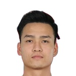 裴黄越英